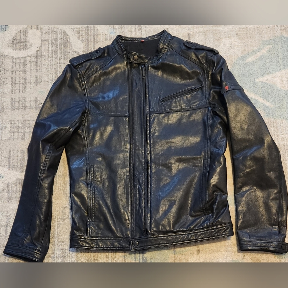 Strellson Fleetwood Leather Jacket. Black. Size 48 / US Size Med. Like NEW!!